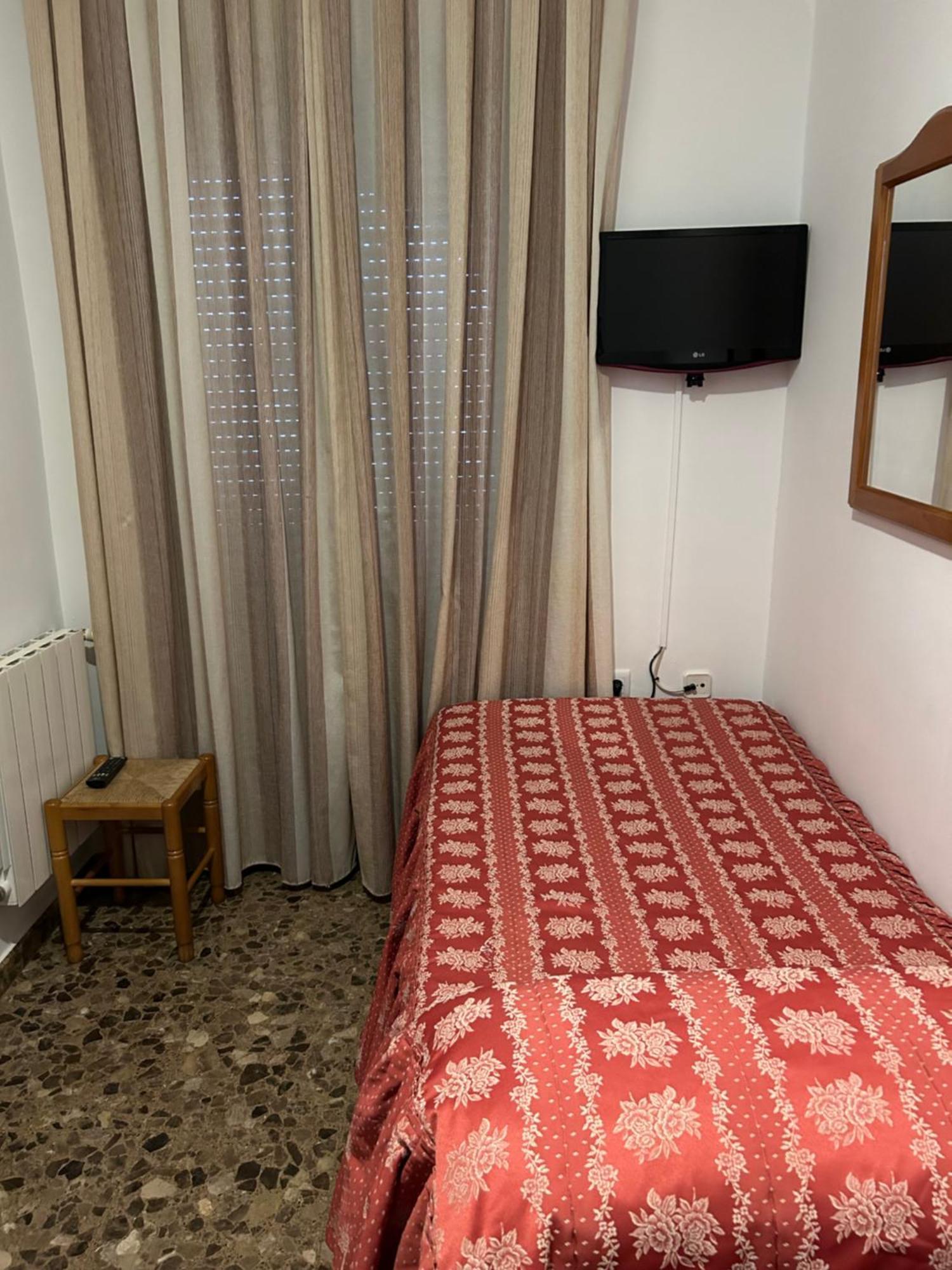 Labella - Hostal Rural Restaurante La Calahorra Ngoại thất bức ảnh