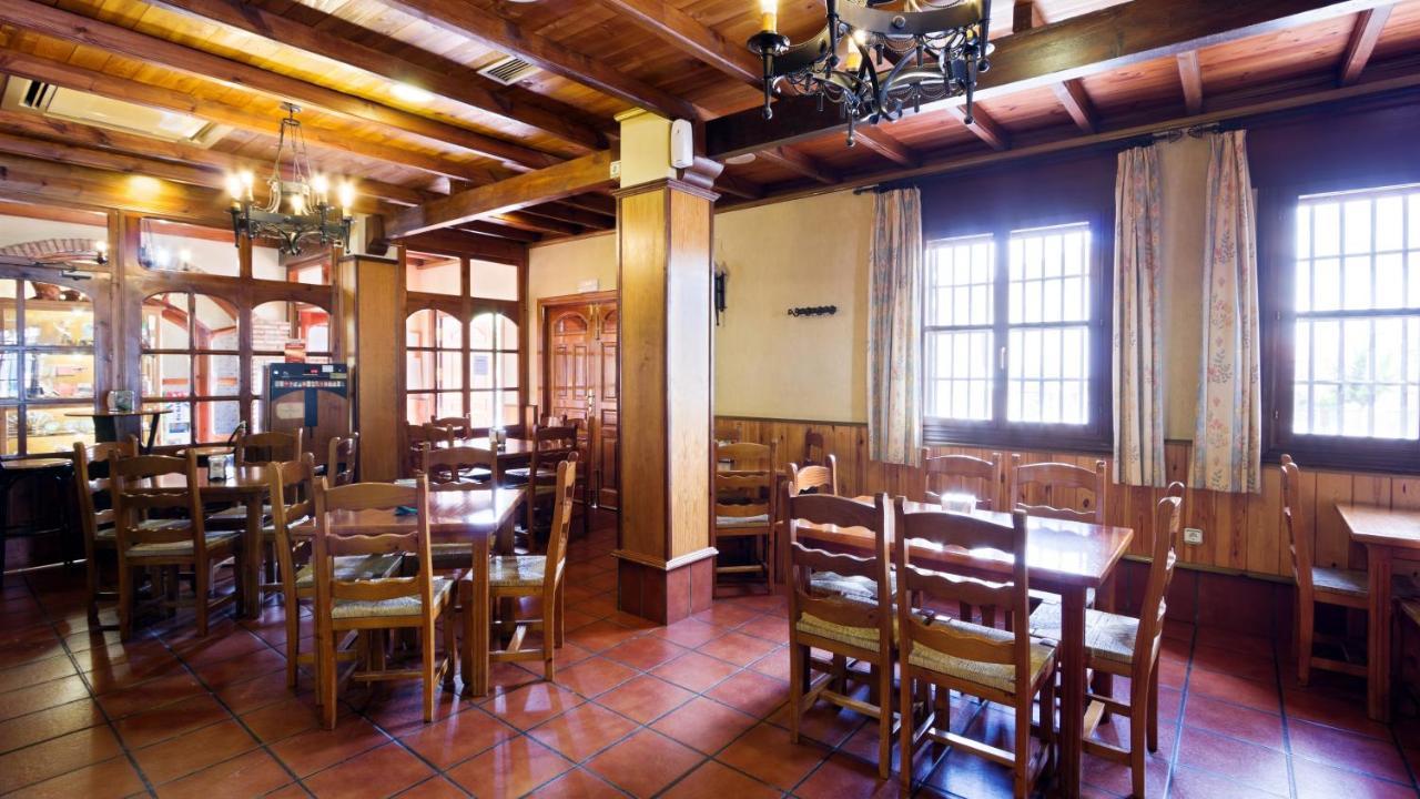 Labella - Hostal Rural Restaurante La Calahorra Ngoại thất bức ảnh