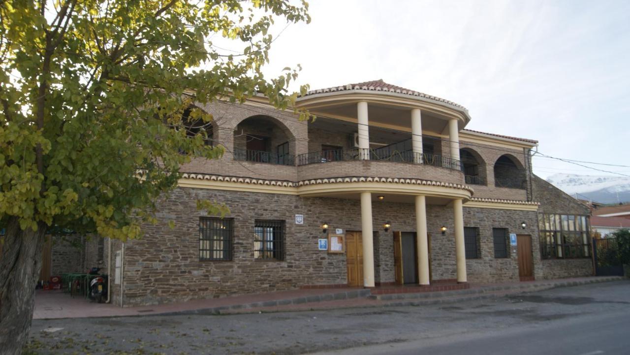 Labella - Hostal Rural Restaurante La Calahorra Ngoại thất bức ảnh