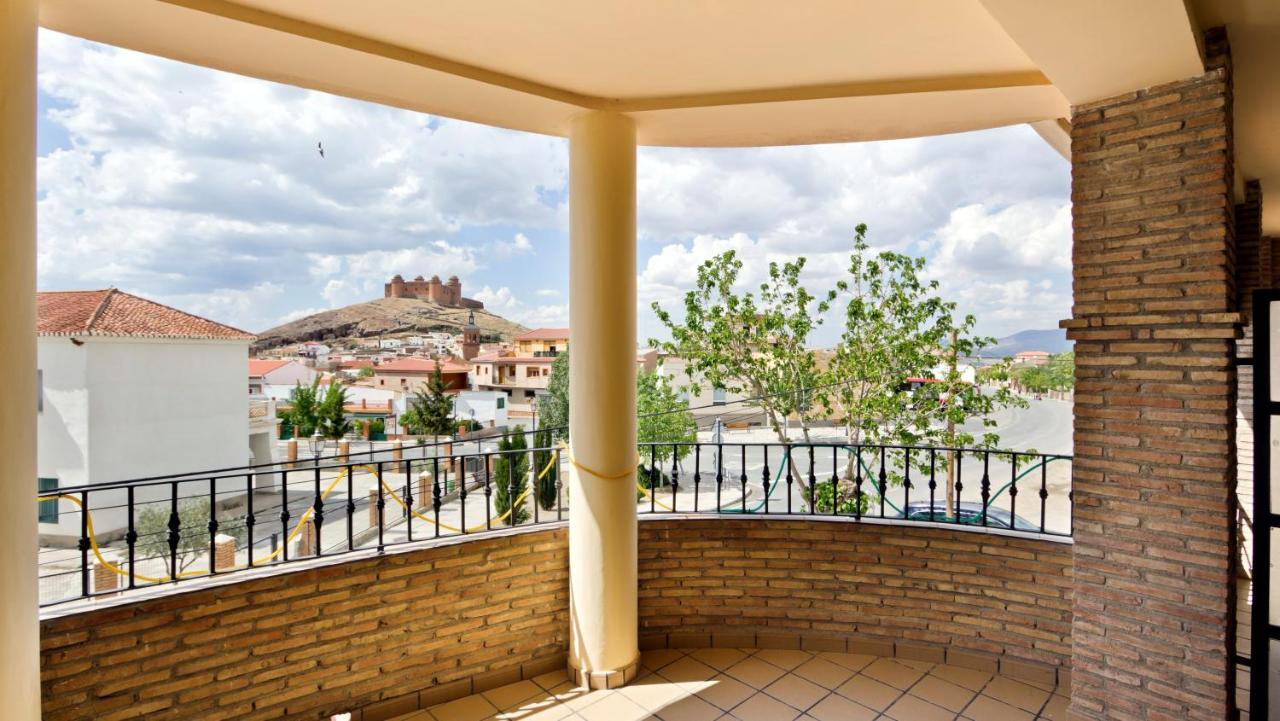 Labella - Hostal Rural Restaurante La Calahorra Ngoại thất bức ảnh
