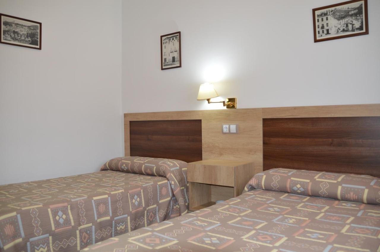 Labella - Hostal Rural Restaurante La Calahorra Ngoại thất bức ảnh