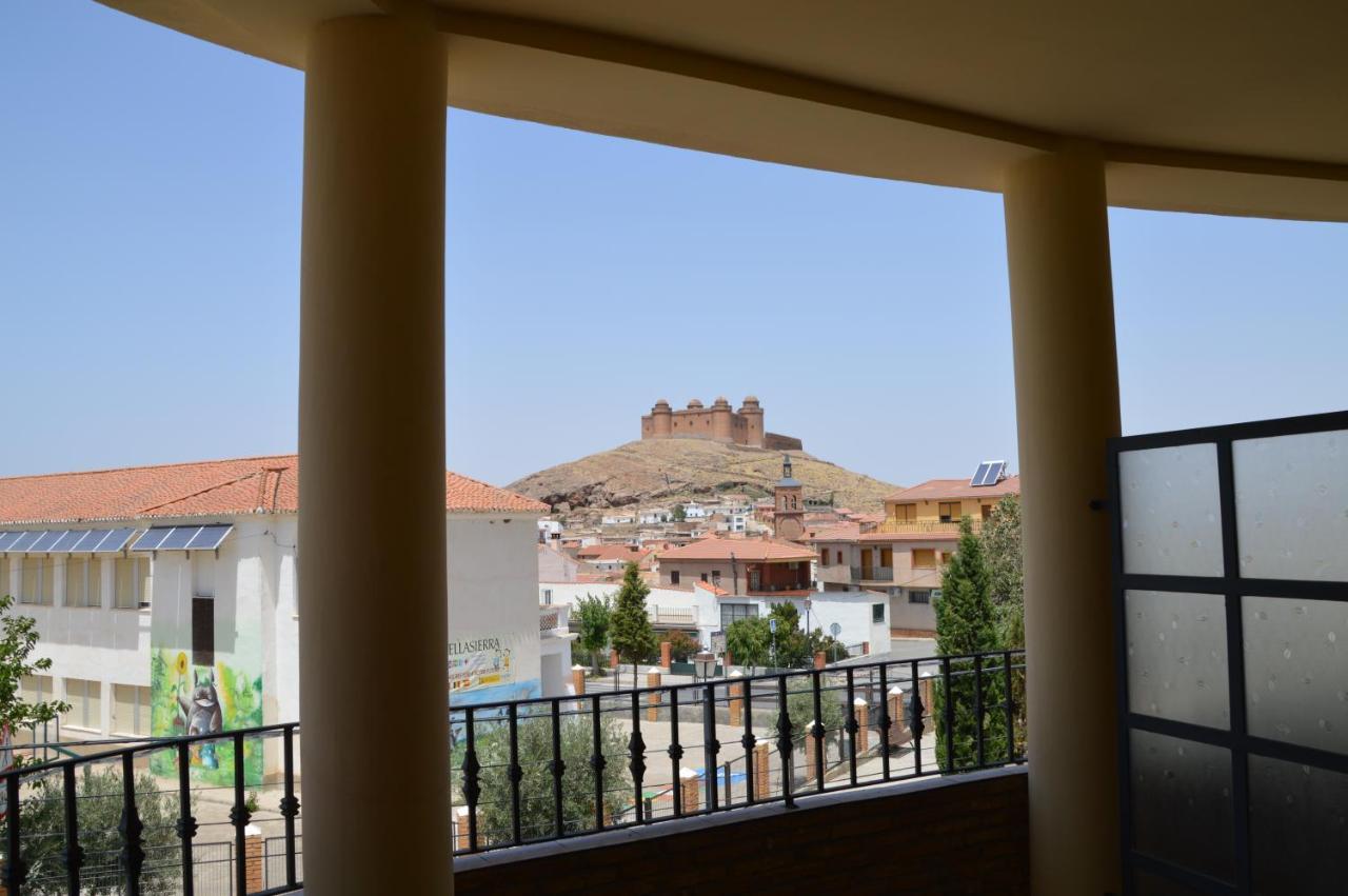 Labella - Hostal Rural Restaurante La Calahorra Ngoại thất bức ảnh