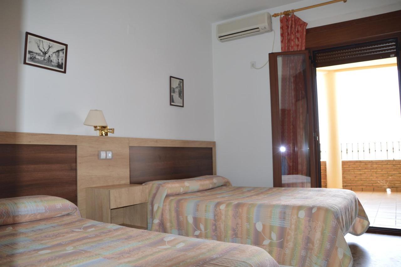 Labella - Hostal Rural Restaurante La Calahorra Ngoại thất bức ảnh